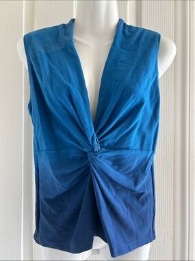 Jones New York Blue Gradient Twist-Front Sleeveless Top